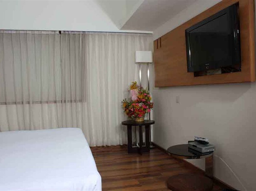 Hotel RnB Select Banjara Hills 11