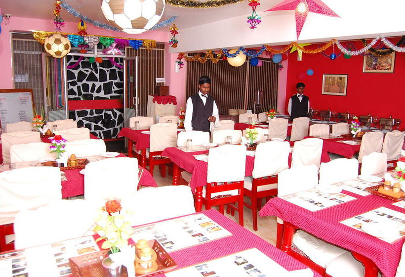 Hotel Apple Valley 11