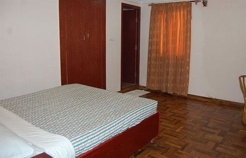 Hotel Apple Valley 16