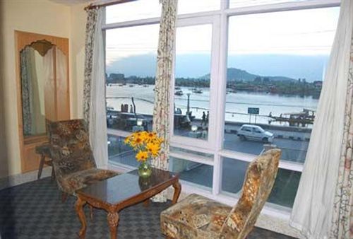 Hotel Duke Srinagar Jammu y Cachemira