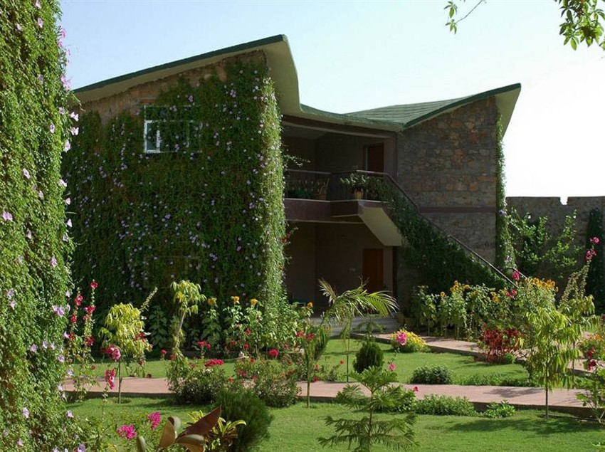 Hotel Ranthambore Forest Resort 10