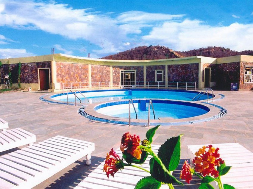 Hotel Ranthambore Forest Resort 2