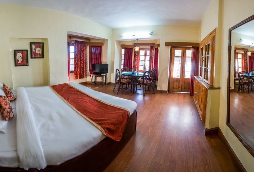 Hotel The Pavilion 10