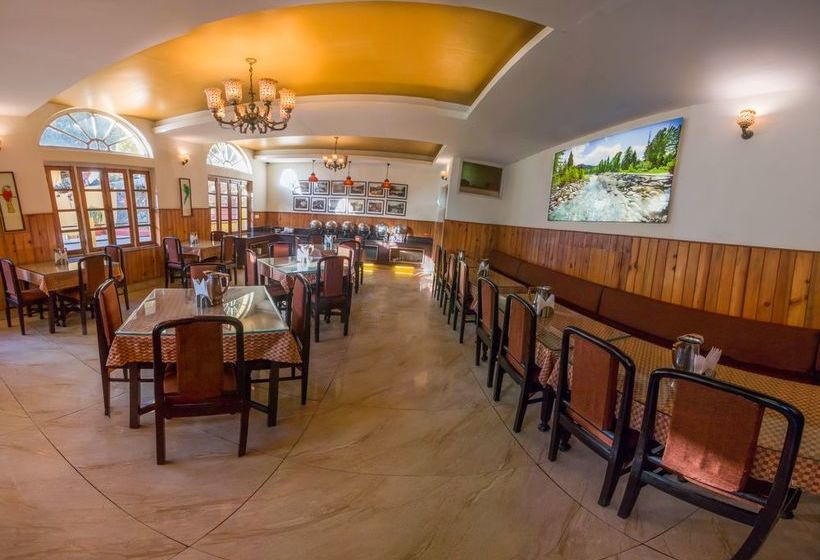 Hotel The Pavilion 16