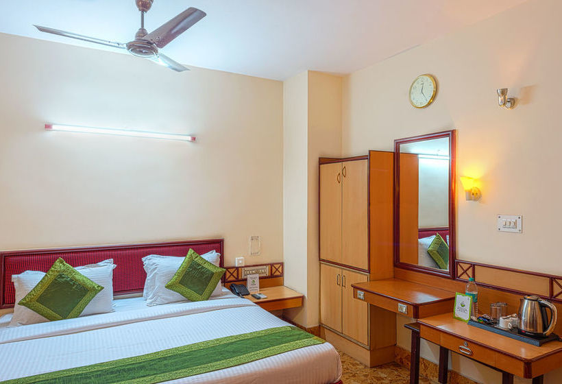 Hotel Saaket Residency 4