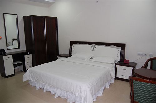 Hotel Sravya Compact Residency 3
