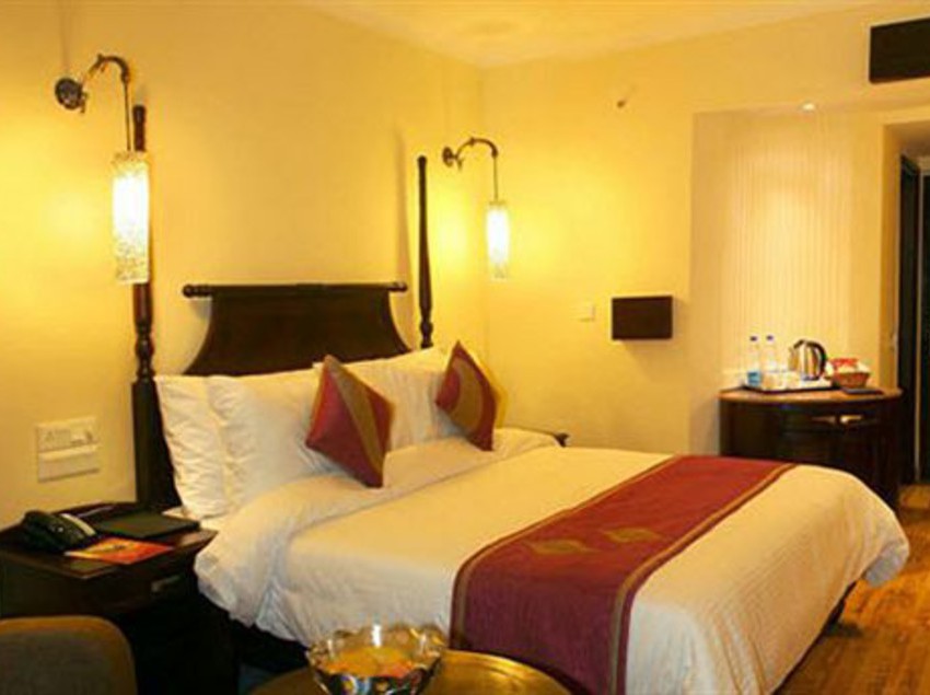 Royal Orchid Fort Resort 3