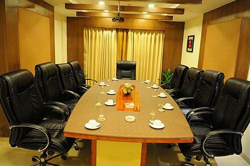 Hotel The Grand Solitaire 13