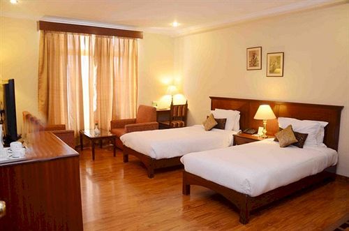 The Gold Palace & Resorts 17