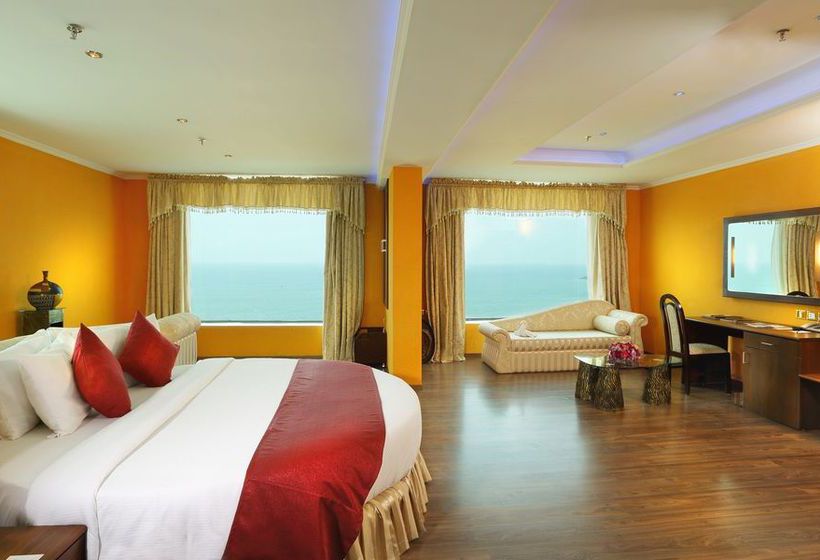 The Quilon Beach Hotel & Convention Center 18