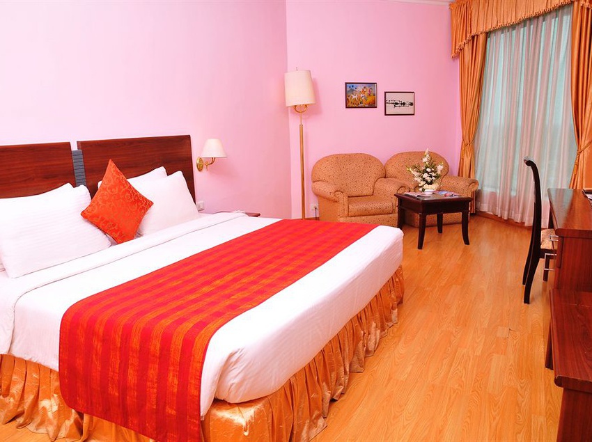 The Quilon Beach Hotel & Convention Center 4