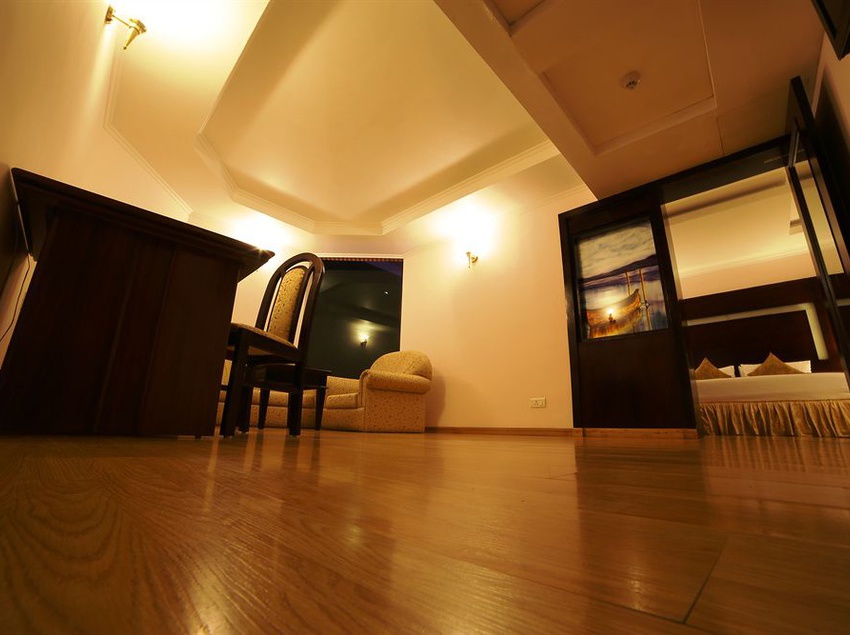 The Quilon Beach Hotel & Convention Center 5