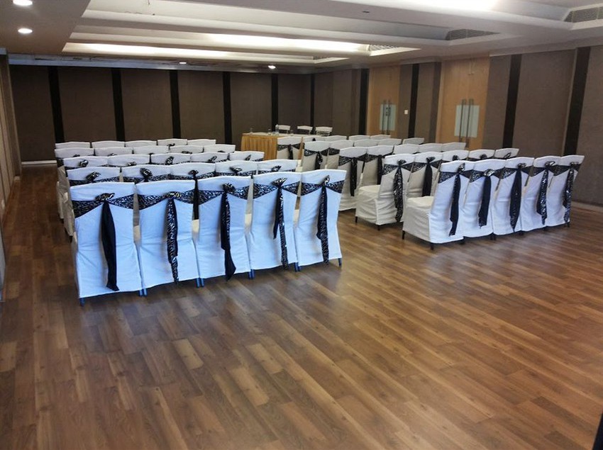 Hotel Katriya De Royal 12