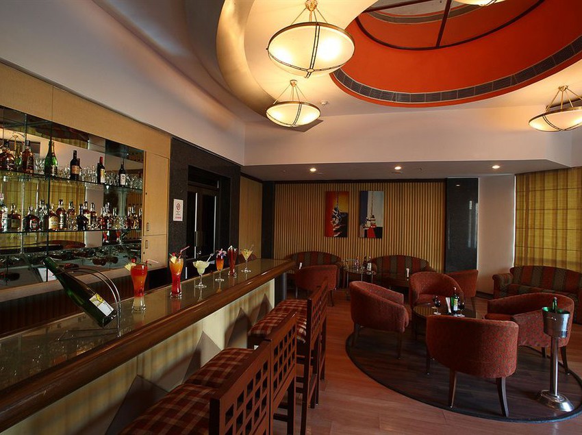 Hotel Katriya De Royal 9