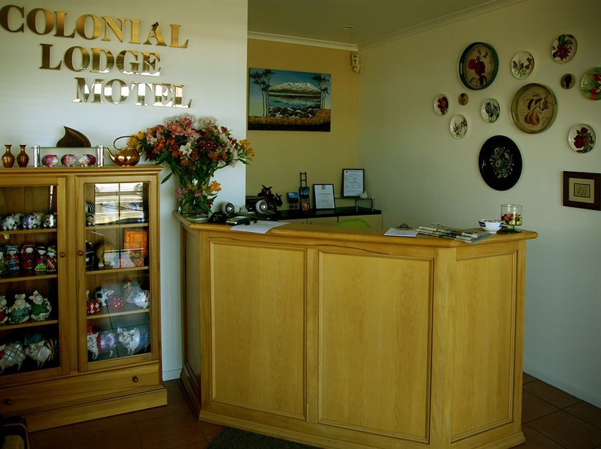 Colonial Lodge Motel 13