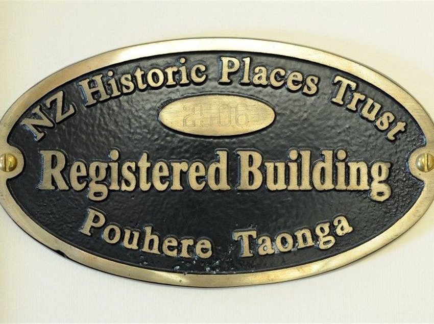 Victoria Railway Hotel & Gerrard's Restaurant 4