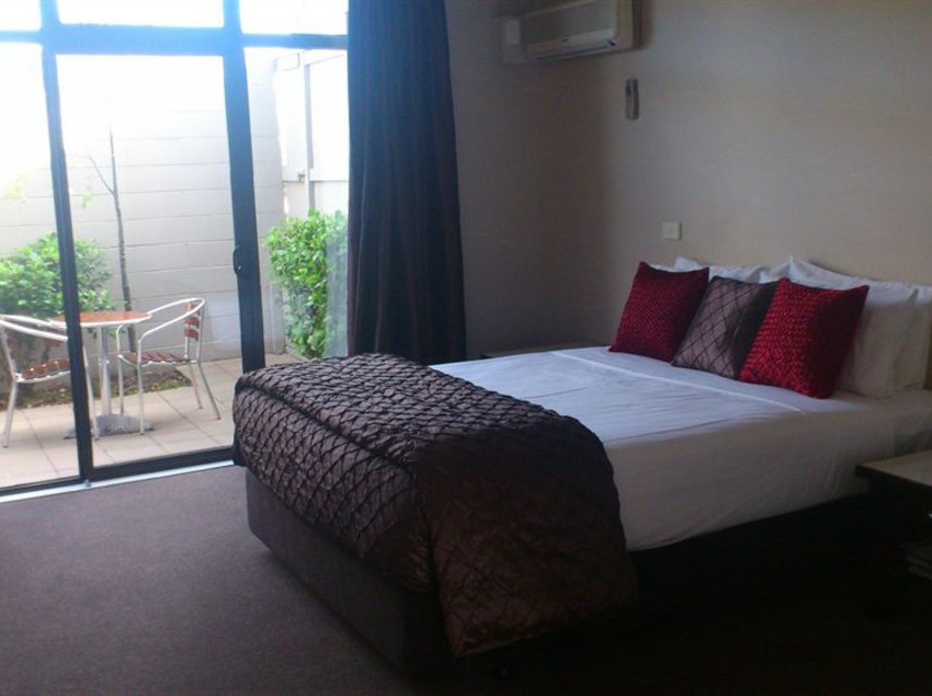 Motel Alpine Lake Motor Lodge 1