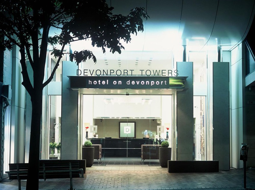Hotel On Devonport 2
