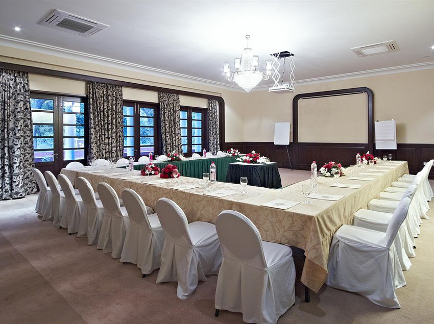 Hotel Vivanta Sawai Madhopur Lodge 1