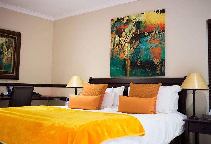 Sandton Lodge Inanda 9