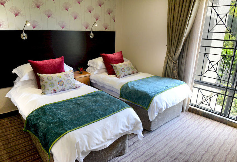 Signal Hill Lodge 17