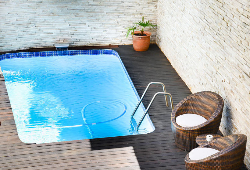 Signal Hill Lodge 18