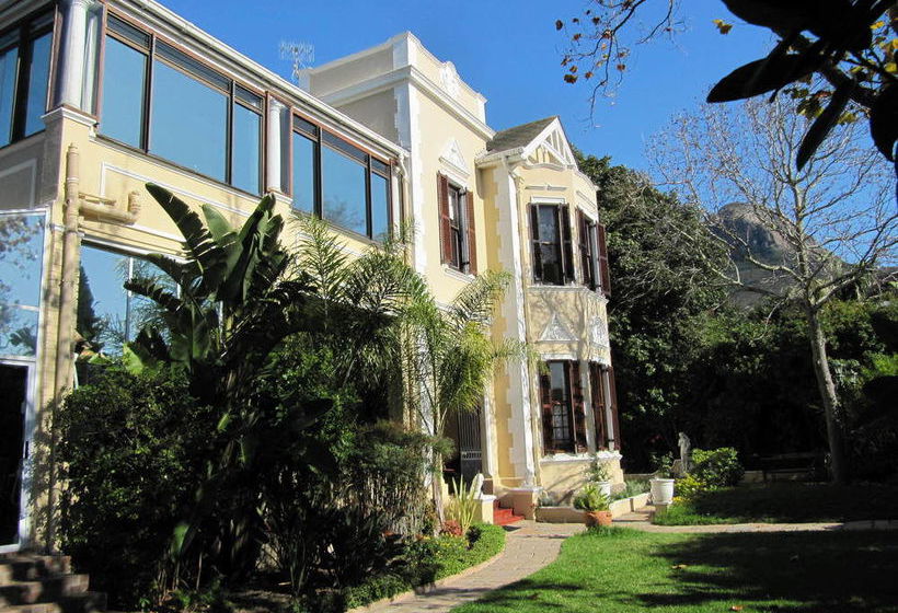 Pensión Carmichael Guesthouse 15