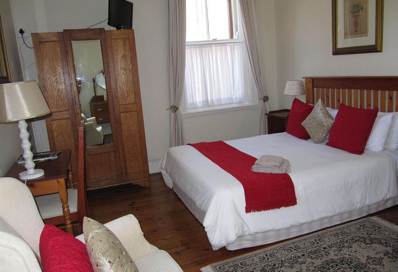 Pensión Carmichael Guesthouse 9