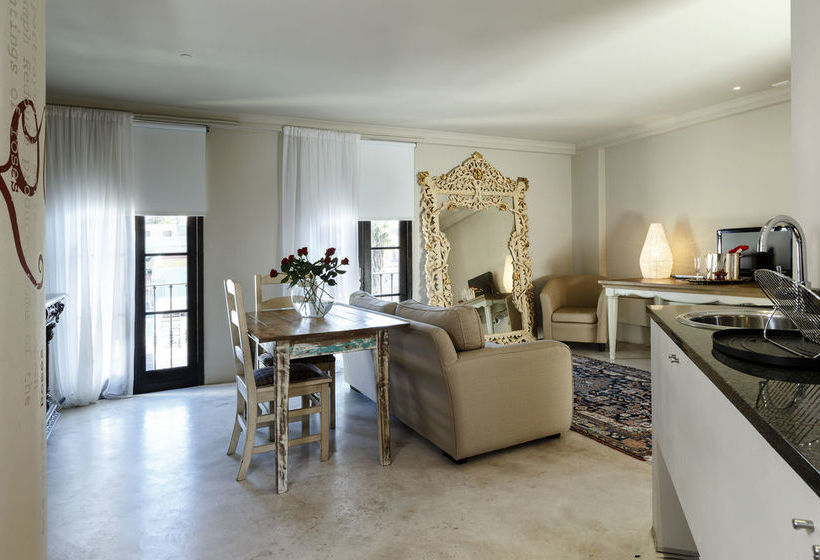 Hotel Rouge On Rose Boutique 11