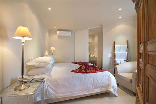 Hotel Rouge On Rose Boutique 3