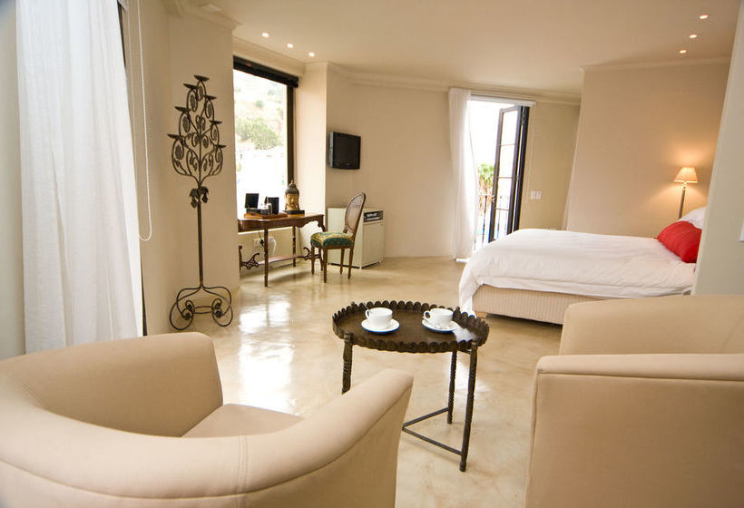 Hotel Rouge On Rose Boutique 5