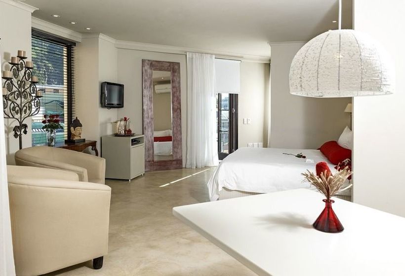 Hotel Rouge On Rose Boutique 6