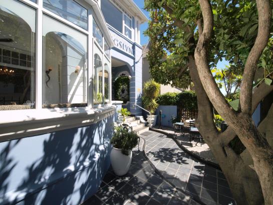 Pension Kingslyn Guesthouse 6