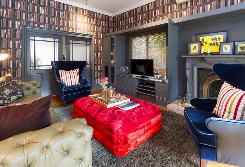 Hotel Life & Leisure 2