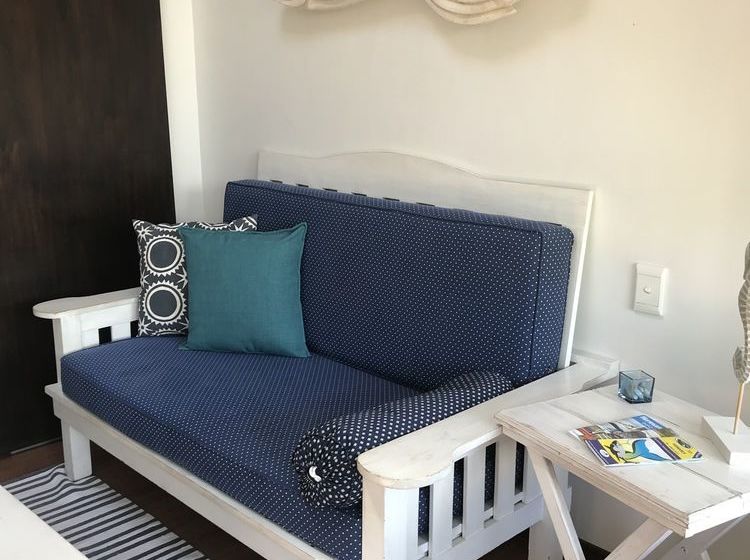 Pension Sixteen Guest House on Main 6