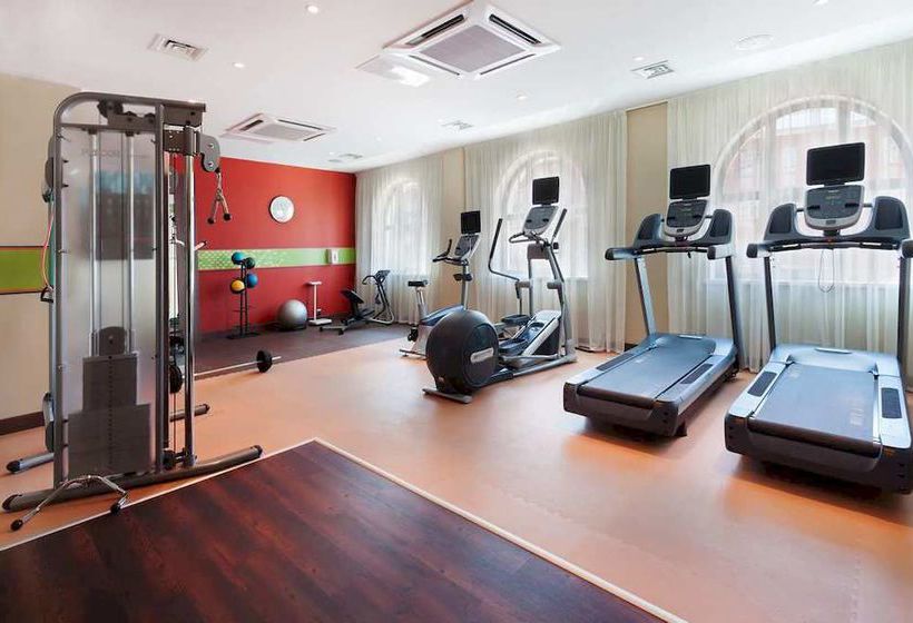 Hotel Hampton By Hilton Samara 17