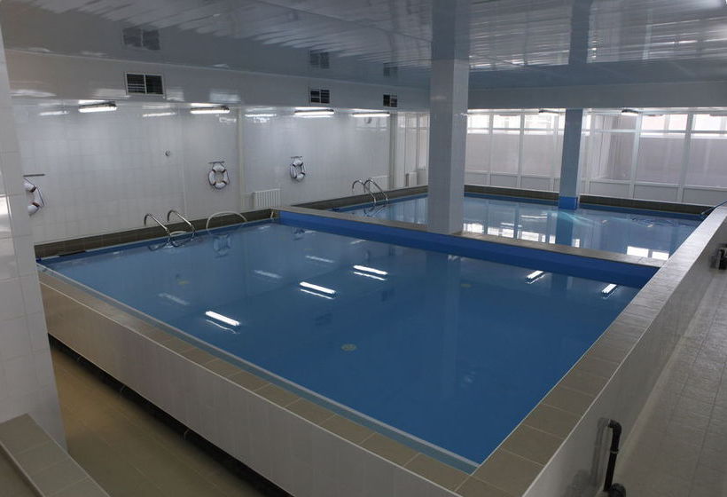 Hotel Ryan Johnson 2