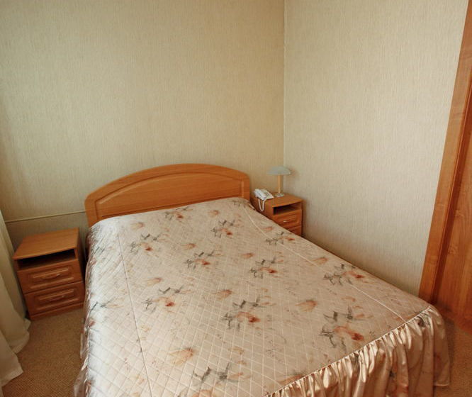 Hotel Ryan Johnson 20