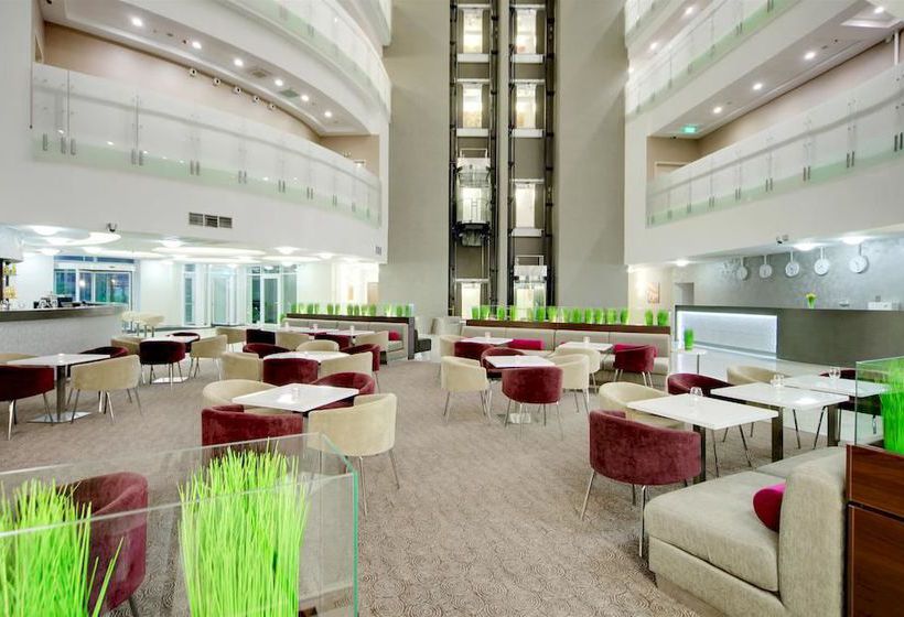 Hotel Tulip Inn Omega Sochi 3