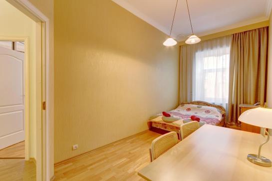 Stn Apartments On Malaya Morskaya 19