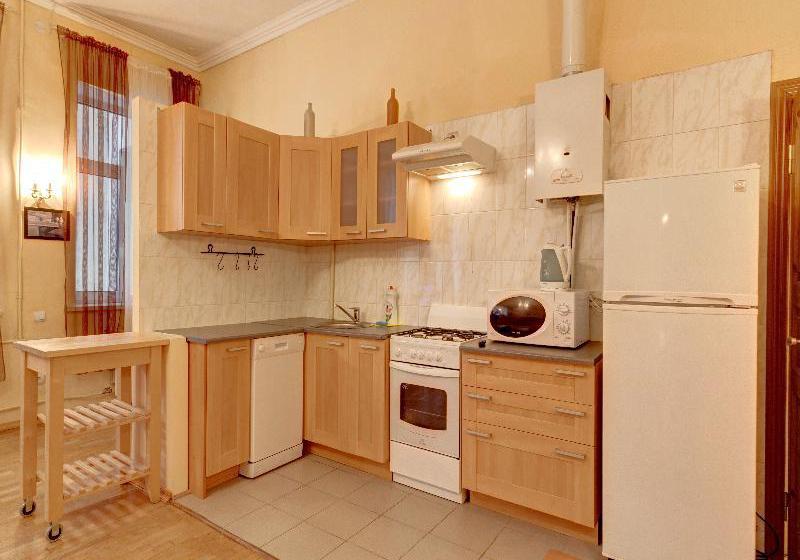 Stn Apartments On Malaya Morskaya 5