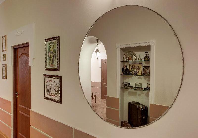 Hotel Comfort On Chekhova 1