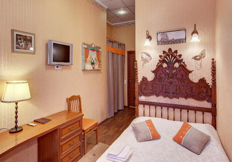 Hotel Comfort On Chekhova 2