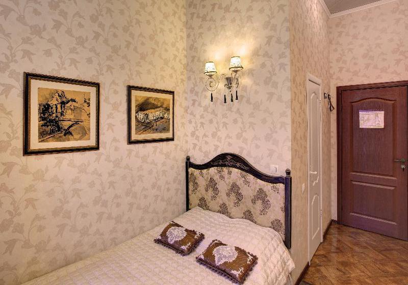 Hotel Comfort On Chekhova 4