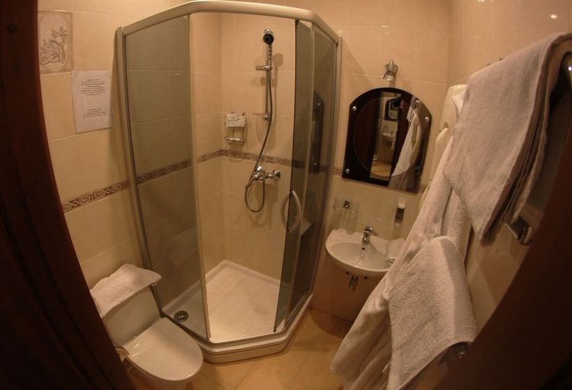 Hotel Royal Antares 3