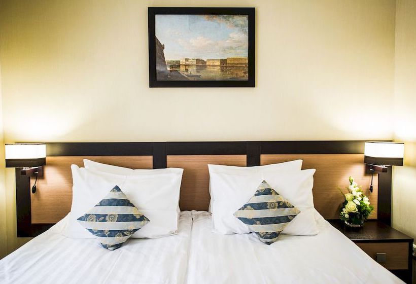 Hotel Statskij Sovetnik 15