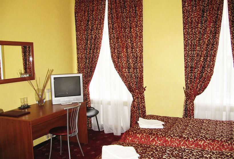 Hotel Altburg On Grechesky 1