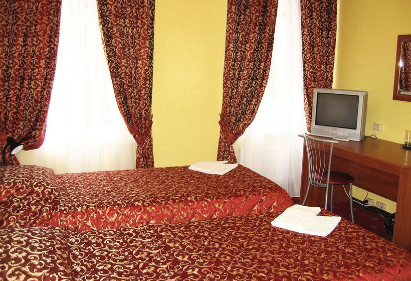 Hotel Altburg On Grechesky 13