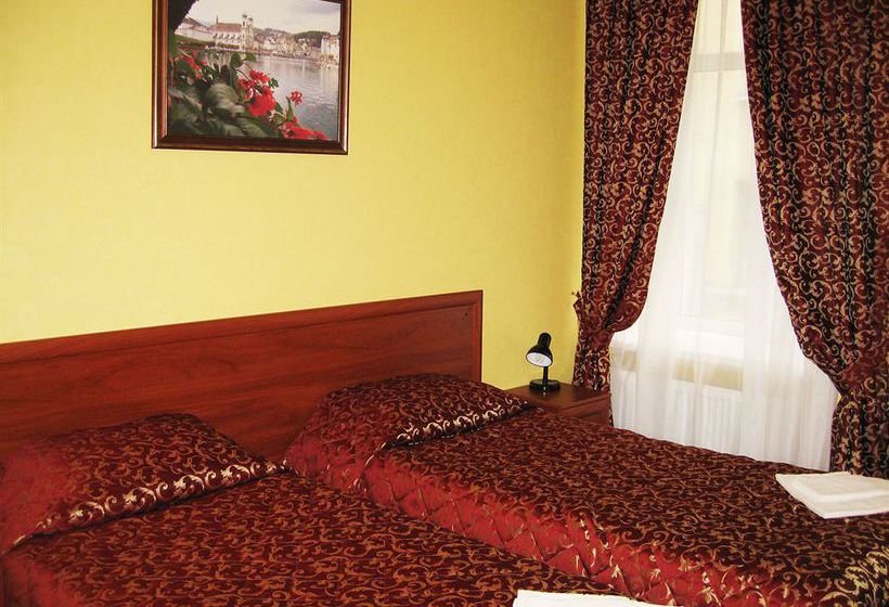 Hotel Altburg On Grechesky 15