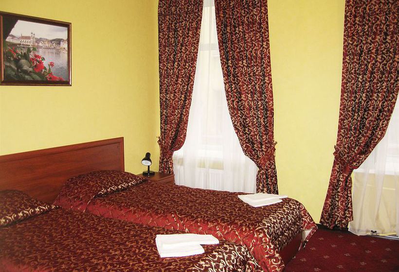 Hotel Altburg On Grechesky 4